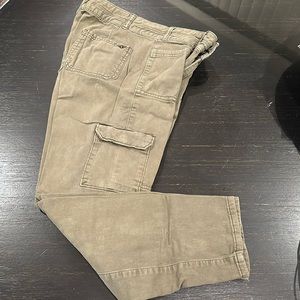 Abercrombie & Fitch Women’s Cargo Pants